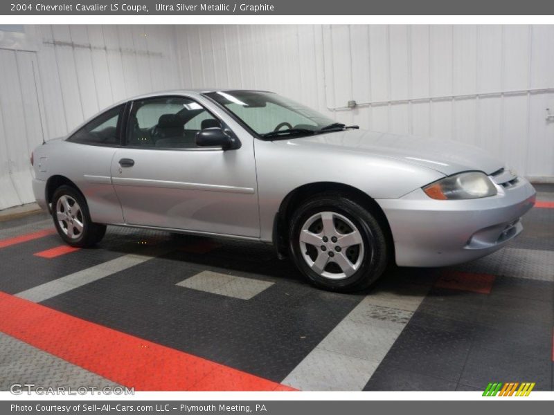 Ultra Silver Metallic / Graphite 2004 Chevrolet Cavalier LS Coupe