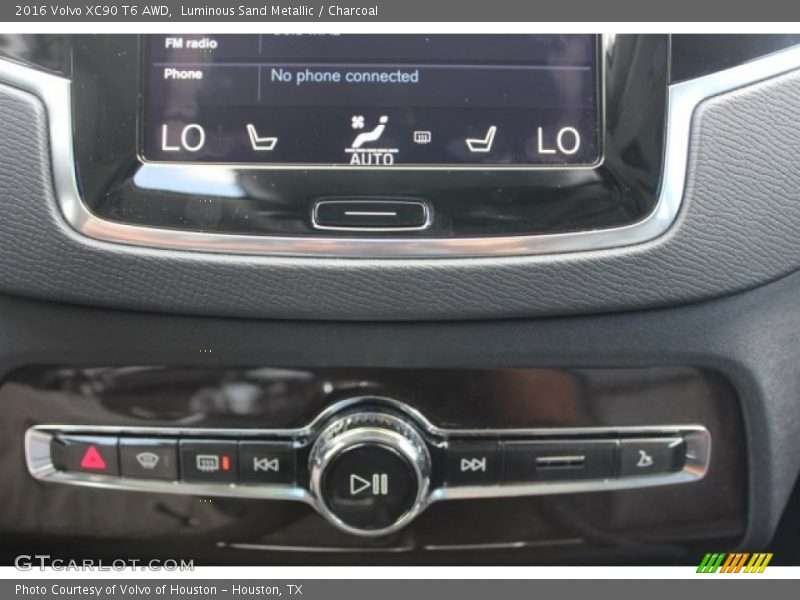 Controls of 2016 XC90 T6 AWD