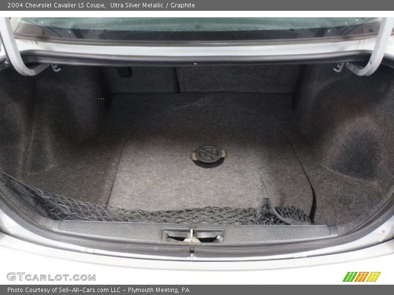 Ultra Silver Metallic / Graphite 2004 Chevrolet Cavalier LS Coupe