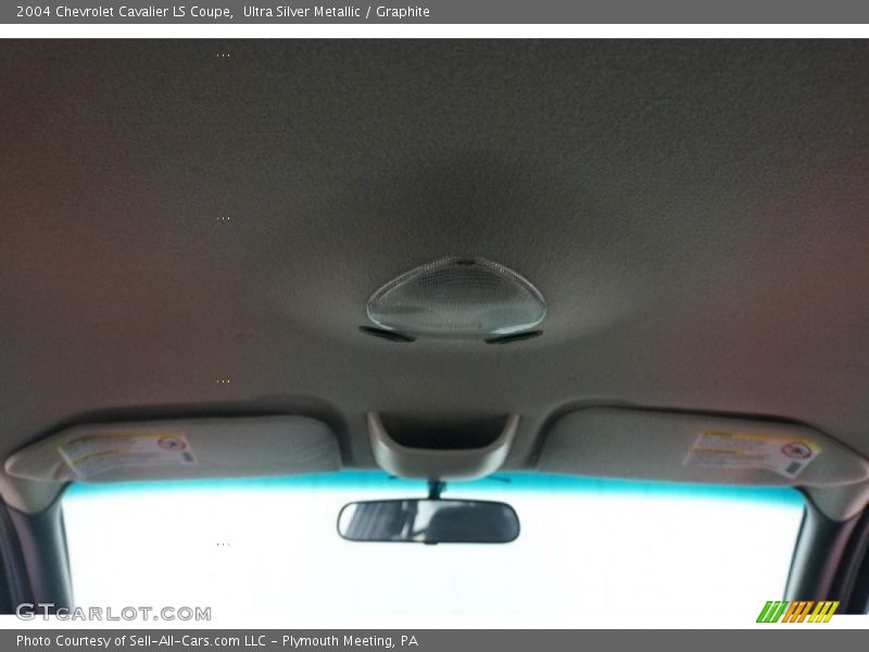 Ultra Silver Metallic / Graphite 2004 Chevrolet Cavalier LS Coupe