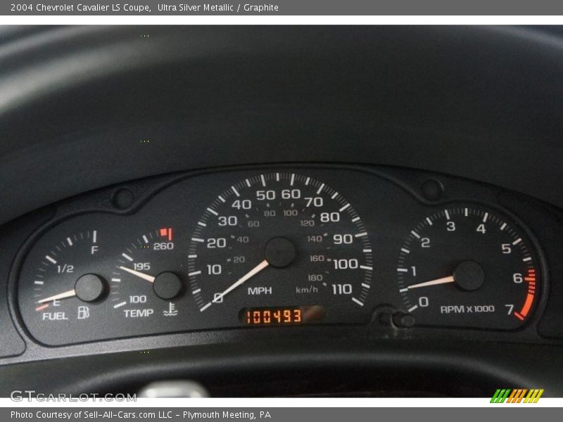 Ultra Silver Metallic / Graphite 2004 Chevrolet Cavalier LS Coupe