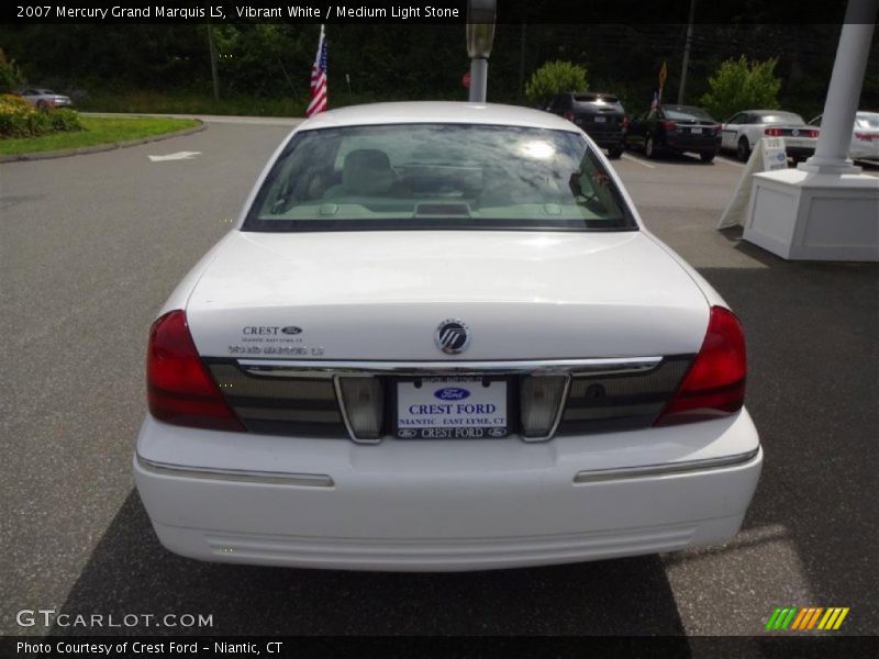 Vibrant White / Medium Light Stone 2007 Mercury Grand Marquis LS