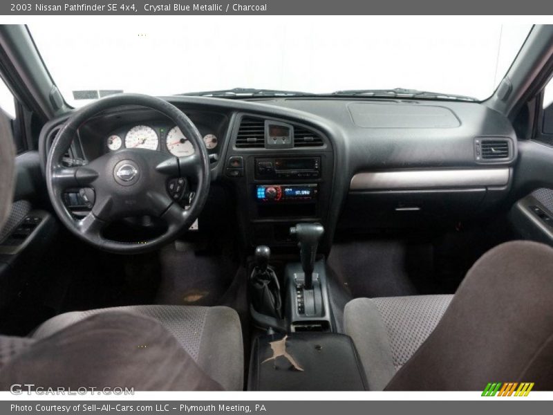 Crystal Blue Metallic / Charcoal 2003 Nissan Pathfinder SE 4x4