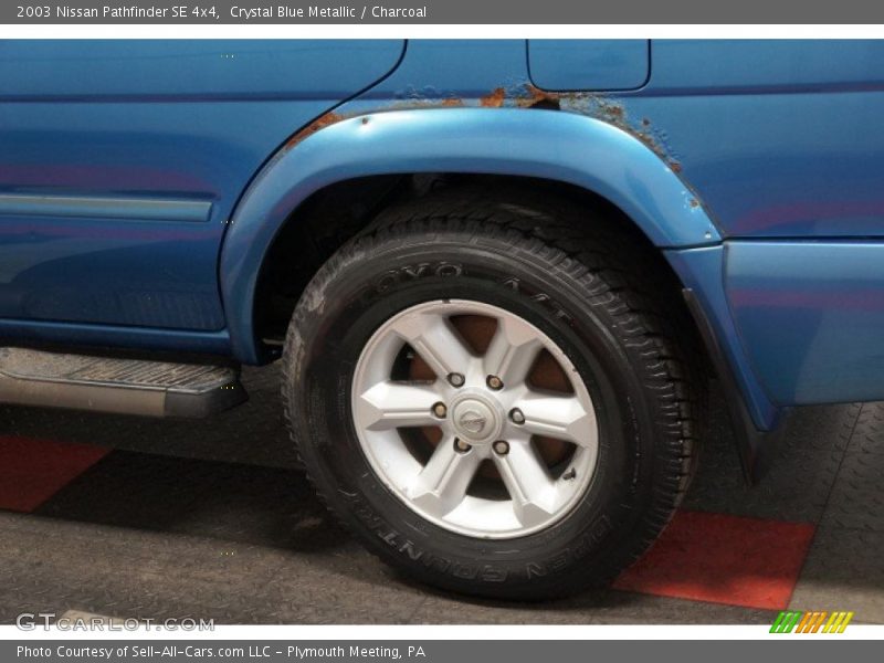 Crystal Blue Metallic / Charcoal 2003 Nissan Pathfinder SE 4x4