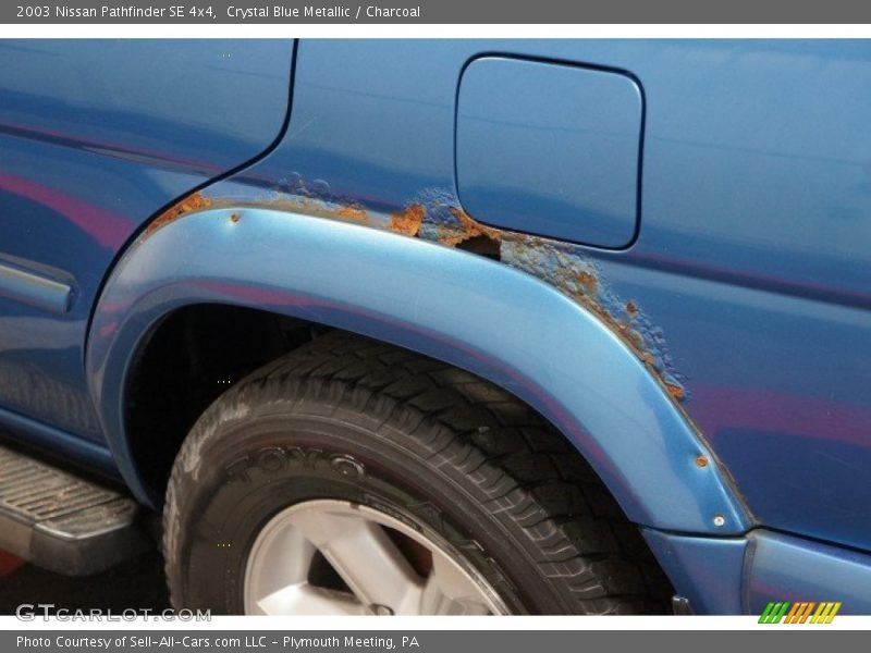 Crystal Blue Metallic / Charcoal 2003 Nissan Pathfinder SE 4x4