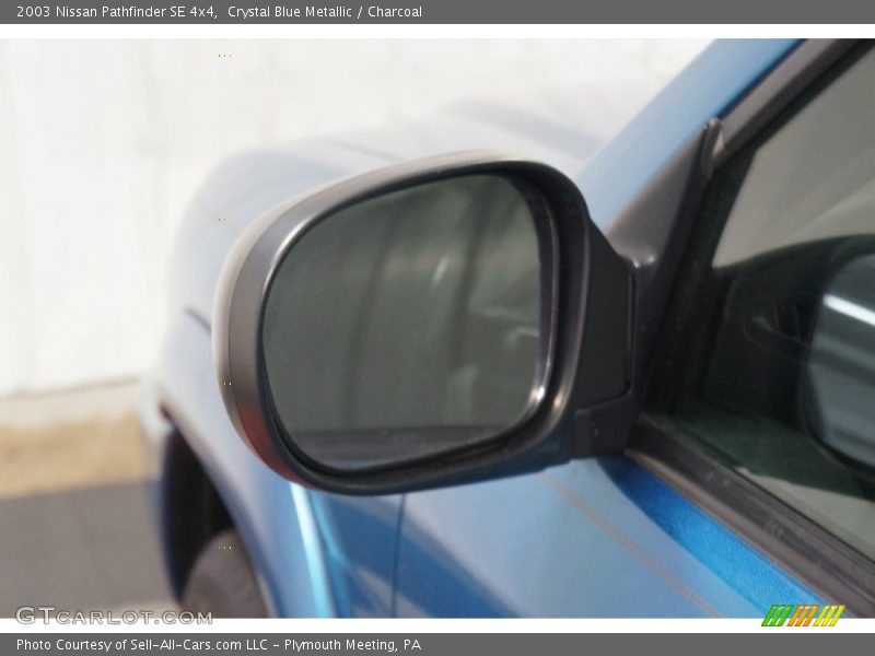 Crystal Blue Metallic / Charcoal 2003 Nissan Pathfinder SE 4x4