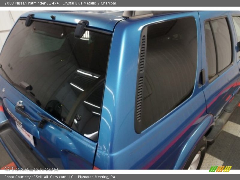 Crystal Blue Metallic / Charcoal 2003 Nissan Pathfinder SE 4x4