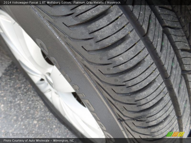 Platinum Gray Metallic / Moonrock 2014 Volkswagen Passat 1.8T Wolfsburg Edition