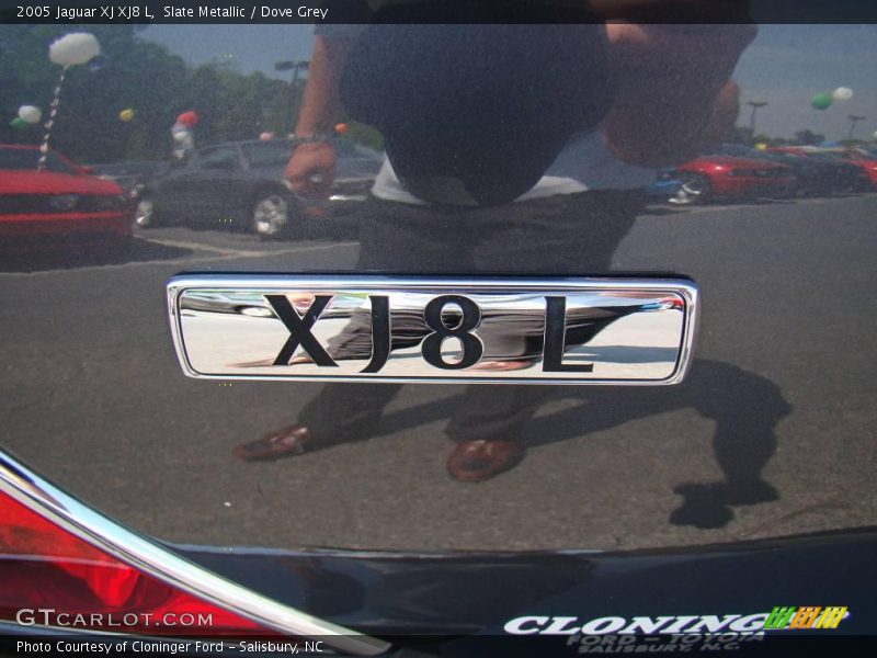 Slate Metallic / Dove Grey 2005 Jaguar XJ XJ8 L