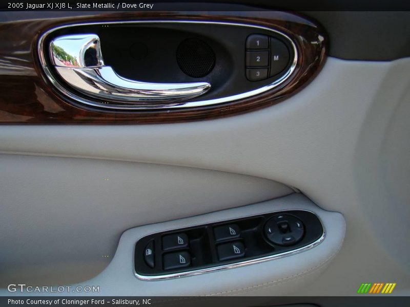 Slate Metallic / Dove Grey 2005 Jaguar XJ XJ8 L