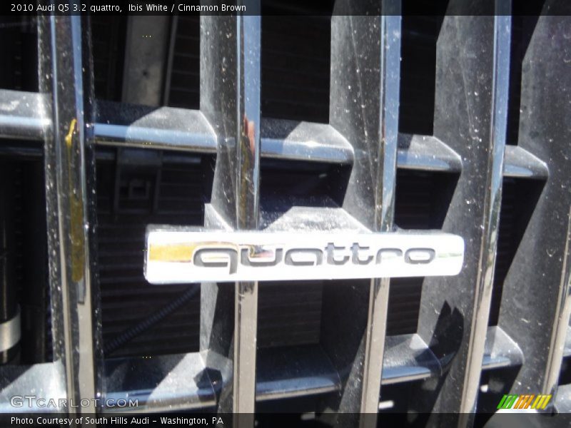 Ibis White / Cinnamon Brown 2010 Audi Q5 3.2 quattro