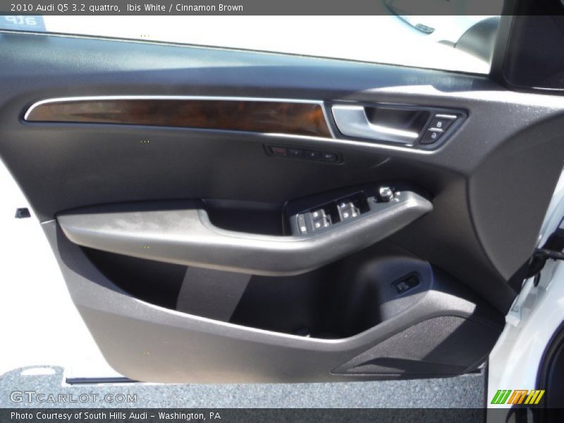 Ibis White / Cinnamon Brown 2010 Audi Q5 3.2 quattro