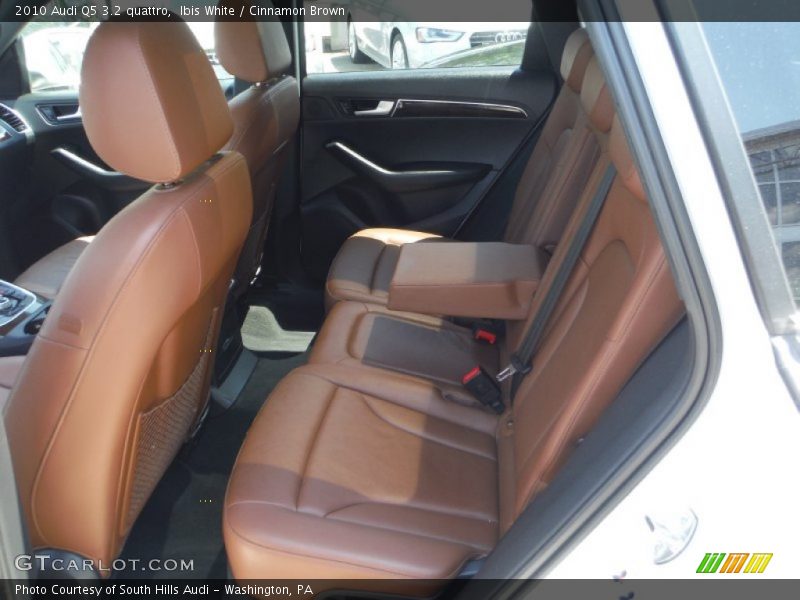 Ibis White / Cinnamon Brown 2010 Audi Q5 3.2 quattro