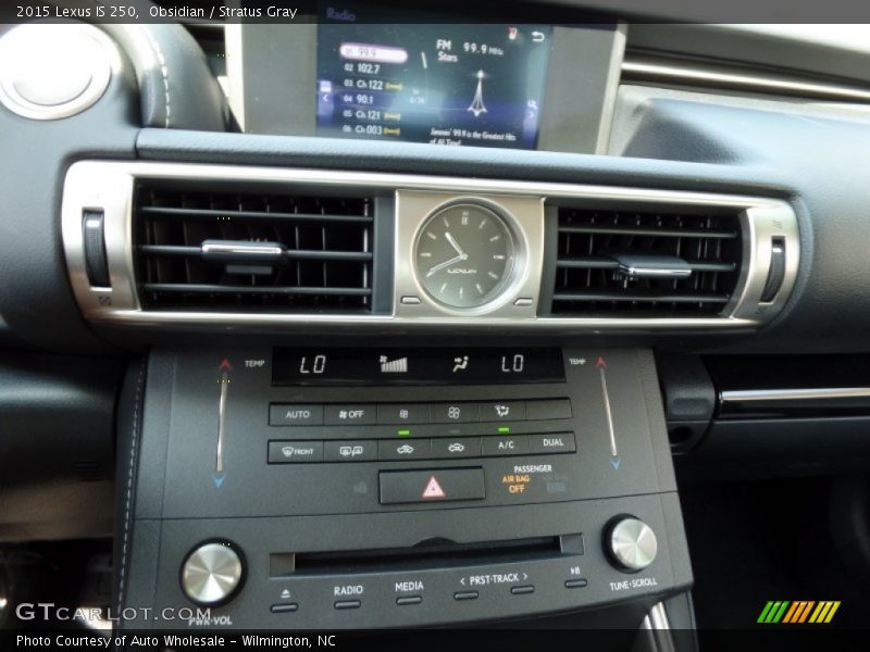 Obsidian / Stratus Gray 2015 Lexus IS 250