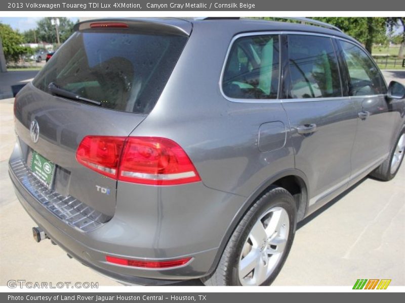 Canyon Gray Metallic / Cornsilk Beige 2013 Volkswagen Touareg TDI Lux 4XMotion