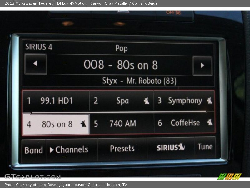 Canyon Gray Metallic / Cornsilk Beige 2013 Volkswagen Touareg TDI Lux 4XMotion