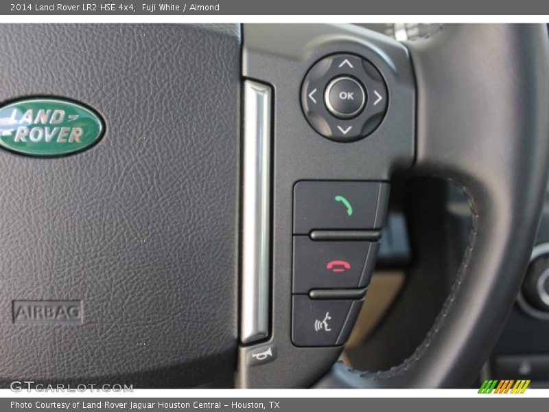 Fuji White / Almond 2014 Land Rover LR2 HSE 4x4