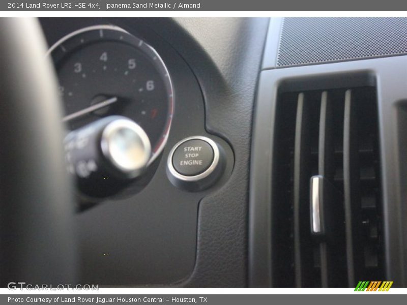 Ipanema Sand Metallic / Almond 2014 Land Rover LR2 HSE 4x4
