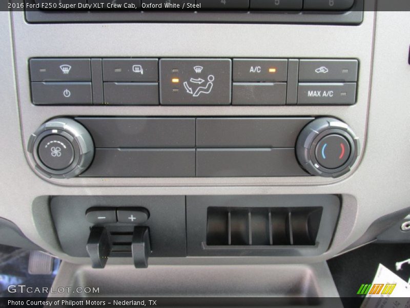 Oxford White / Steel 2016 Ford F250 Super Duty XLT Crew Cab