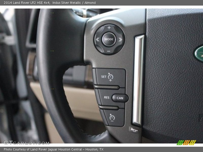 Indus Silver Metallic / Almond 2014 Land Rover LR2 HSE 4x4