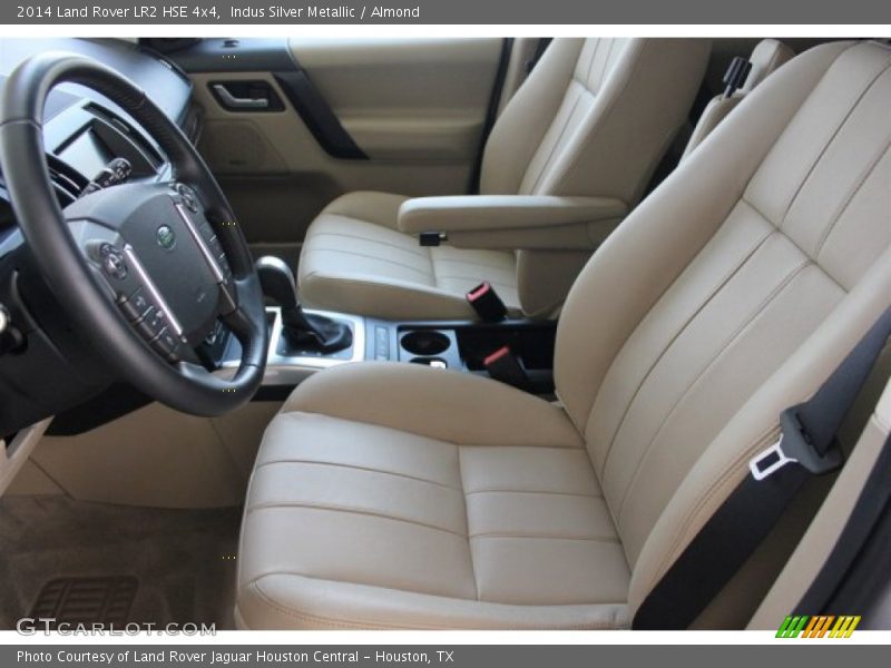 Indus Silver Metallic / Almond 2014 Land Rover LR2 HSE 4x4