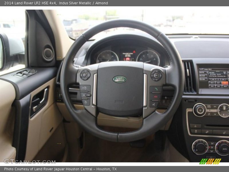 Indus Silver Metallic / Almond 2014 Land Rover LR2 HSE 4x4