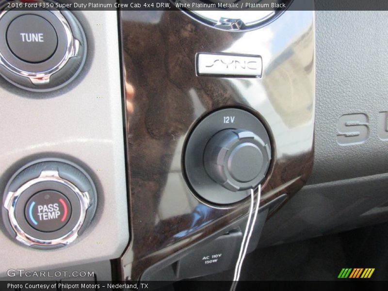 White Platinum Metallic / Platinum Black 2016 Ford F350 Super Duty Platinum Crew Cab 4x4 DRW