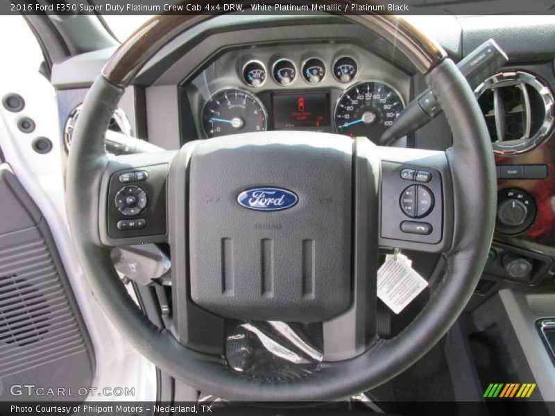  2016 F350 Super Duty Platinum Crew Cab 4x4 DRW Steering Wheel