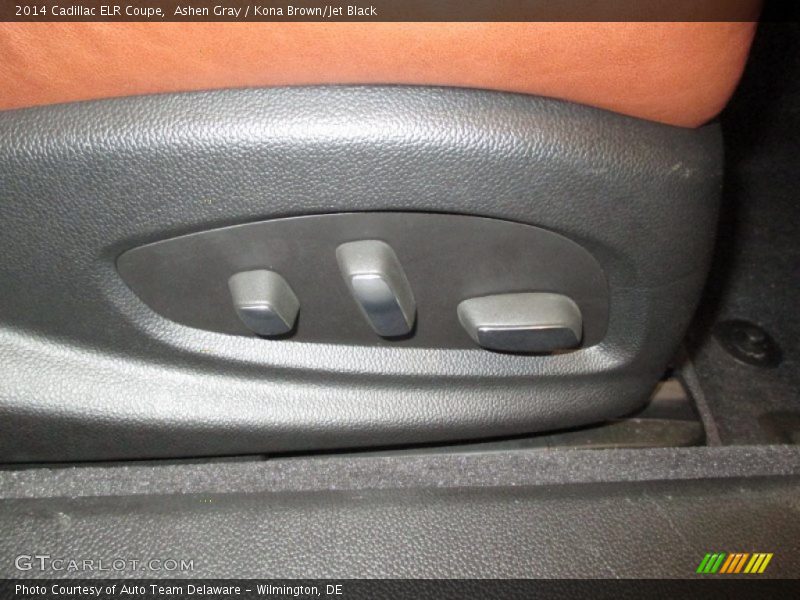 Controls of 2014 ELR Coupe