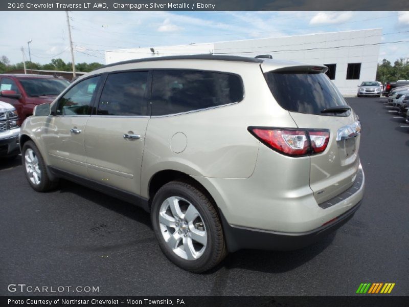 Champagne Silver Metallic / Ebony 2016 Chevrolet Traverse LT AWD