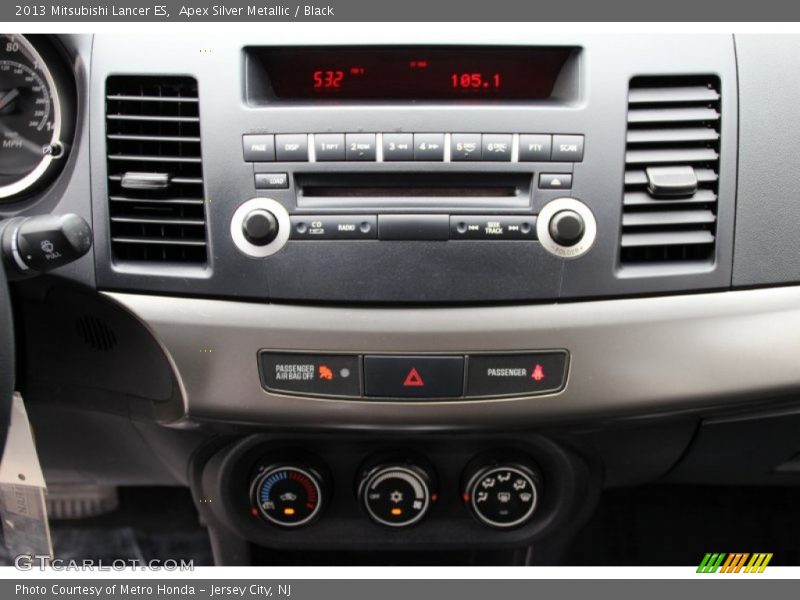 Apex Silver Metallic / Black 2013 Mitsubishi Lancer ES