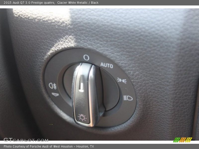 Glacier White Metallic / Black 2015 Audi Q7 3.0 Prestige quattro