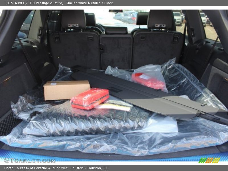 Glacier White Metallic / Black 2015 Audi Q7 3.0 Prestige quattro