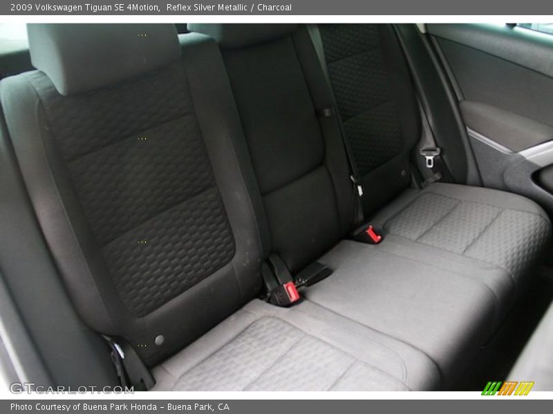 Reflex Silver Metallic / Charcoal 2009 Volkswagen Tiguan SE 4Motion