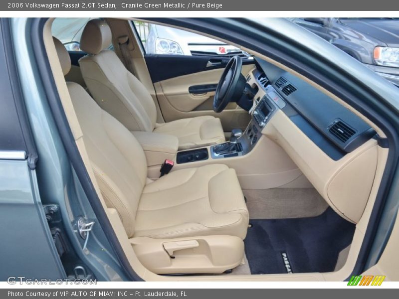  2006 Passat 2.0T Sedan Pure Beige Interior
