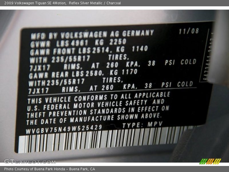 Reflex Silver Metallic / Charcoal 2009 Volkswagen Tiguan SE 4Motion