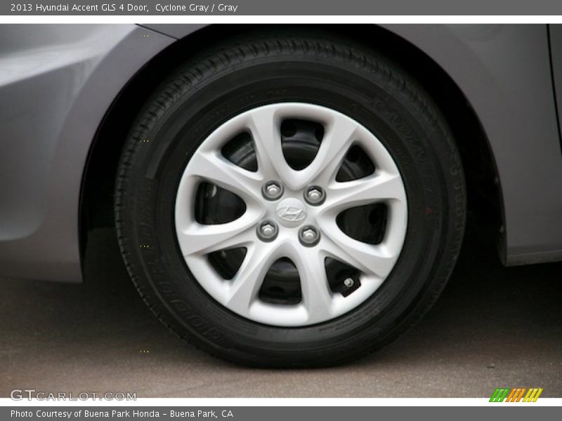 Cyclone Gray / Gray 2013 Hyundai Accent GLS 4 Door