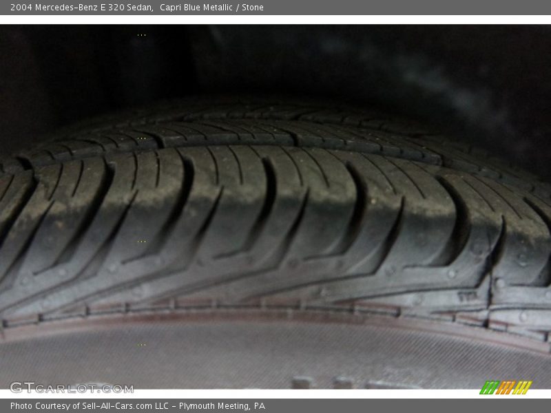Capri Blue Metallic / Stone 2004 Mercedes-Benz E 320 Sedan