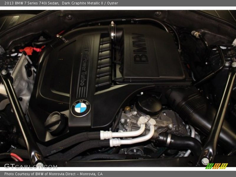 Dark Graphite Metallic II / Oyster 2013 BMW 7 Series 740i Sedan