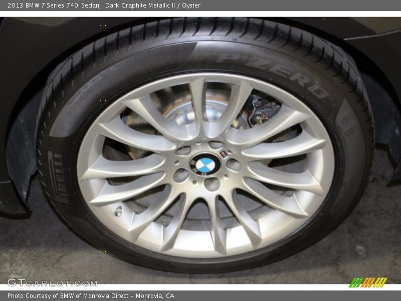 Dark Graphite Metallic II / Oyster 2013 BMW 7 Series 740i Sedan