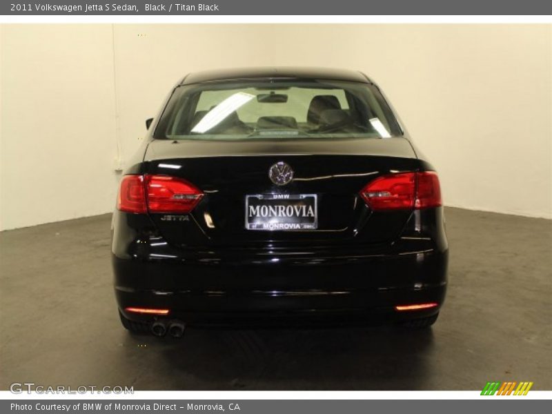 Black / Titan Black 2011 Volkswagen Jetta S Sedan
