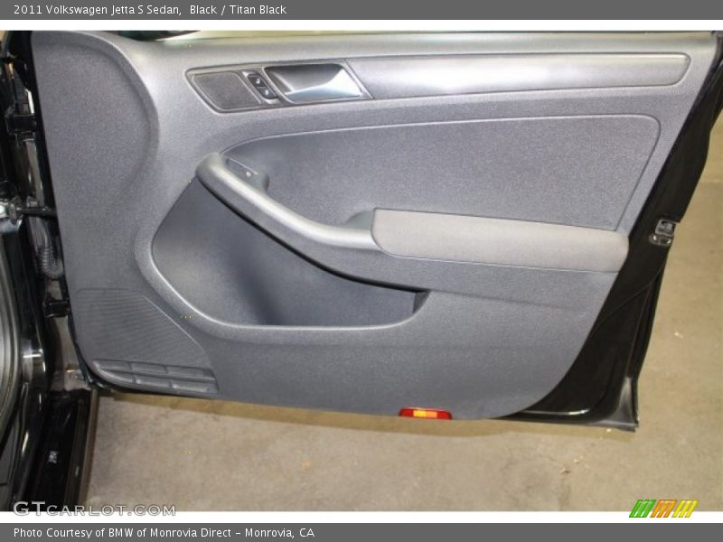 Black / Titan Black 2011 Volkswagen Jetta S Sedan