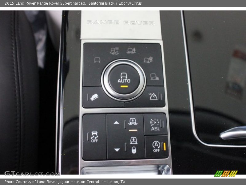 Controls of 2015 Range Rover Supercharged