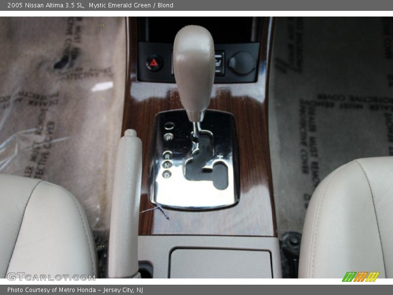 Mystic Emerald Green / Blond 2005 Nissan Altima 3.5 SL