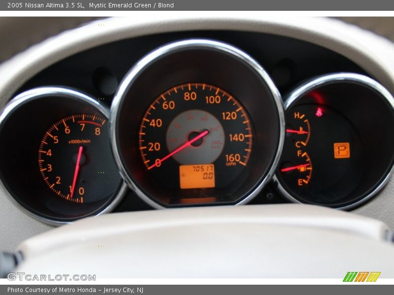 Mystic Emerald Green / Blond 2005 Nissan Altima 3.5 SL