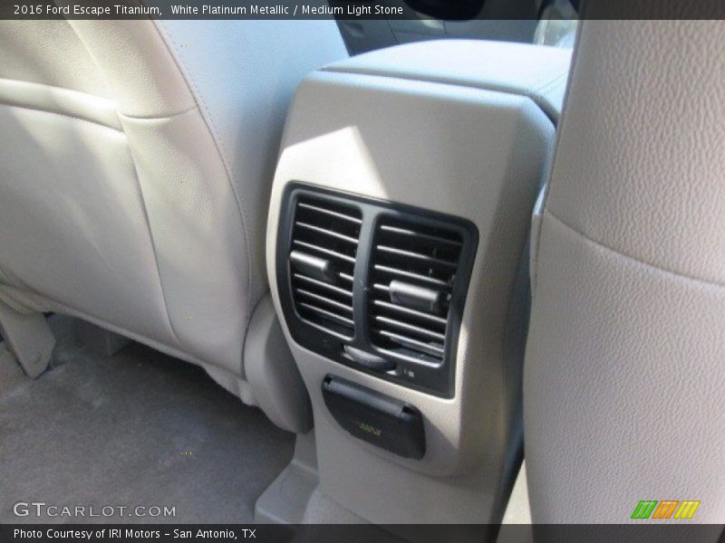 White Platinum Metallic / Medium Light Stone 2016 Ford Escape Titanium