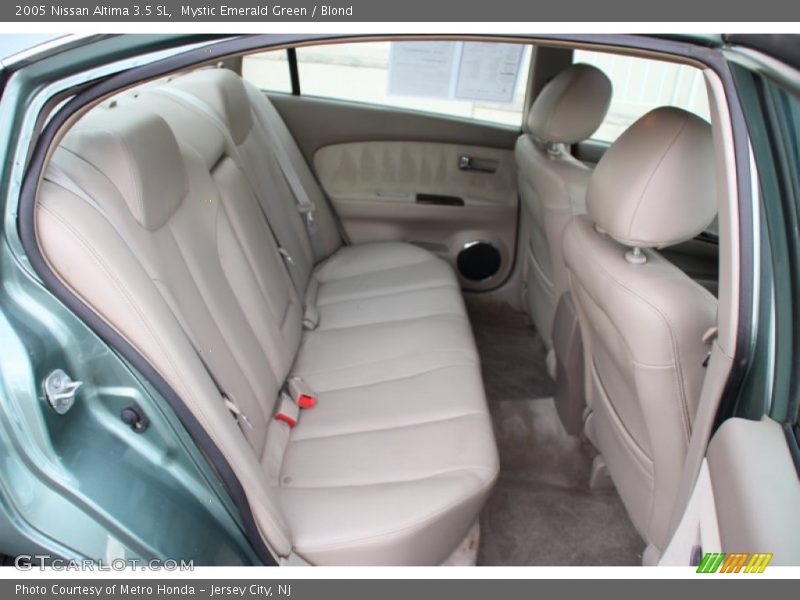 Mystic Emerald Green / Blond 2005 Nissan Altima 3.5 SL