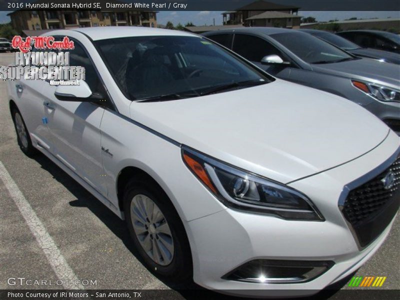 Diamond White Pearl / Gray 2016 Hyundai Sonata Hybrid SE