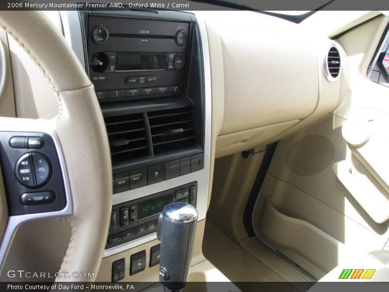 Oxford White / Camel 2006 Mercury Mountaineer Premier AWD