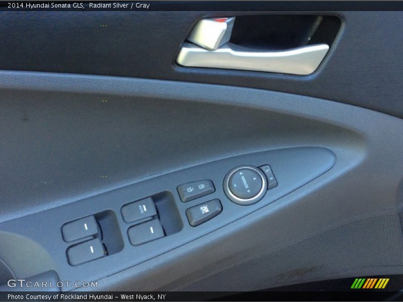 Radiant Silver / Gray 2014 Hyundai Sonata GLS